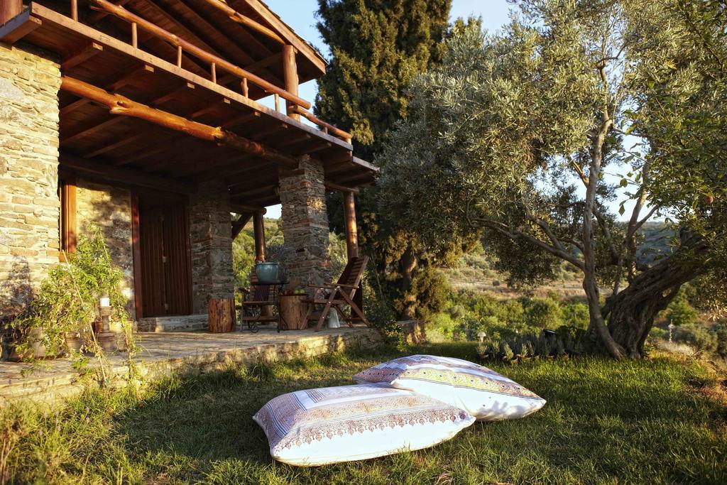 Gullu Konaklari Selçuk Esterno foto